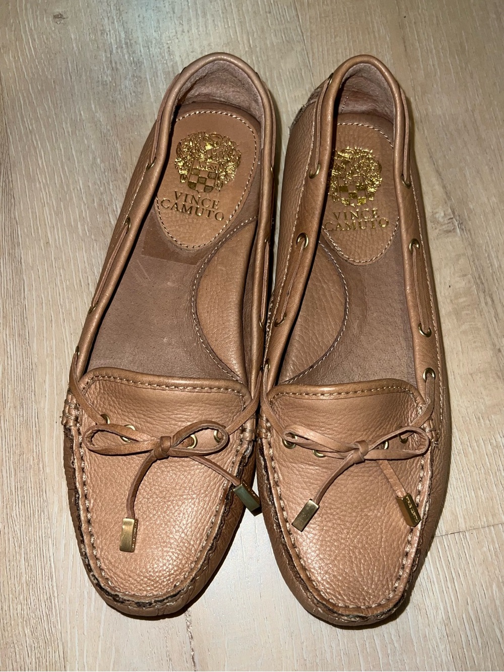 NIB Vince Camuto Paula Leather Loafer